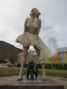 Yes, we can be tourists!