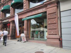 It is Dah-ley, not Dale like Yale next to the Hard Rock Cafe in Oslo. No yarn for sale here.