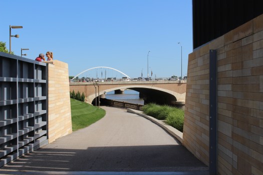 Des Moine Riverwalk